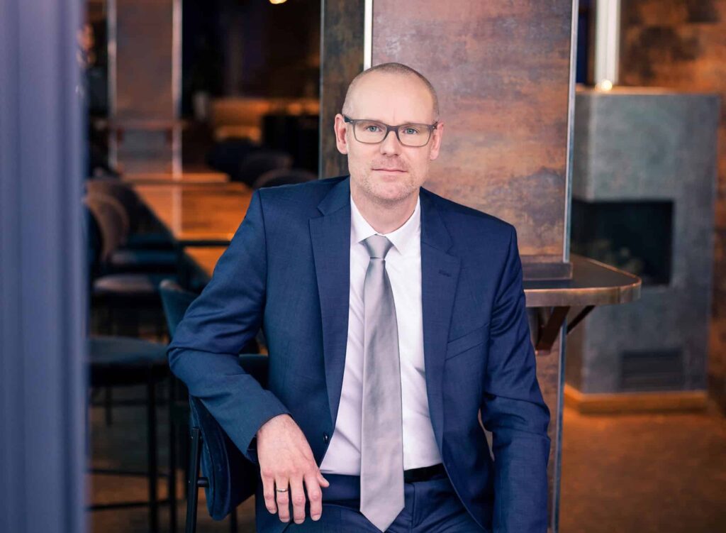 Dipl.-Wirtschaftsjurist Peter Hofmann, tätig in Düsseldorf und Duisburg